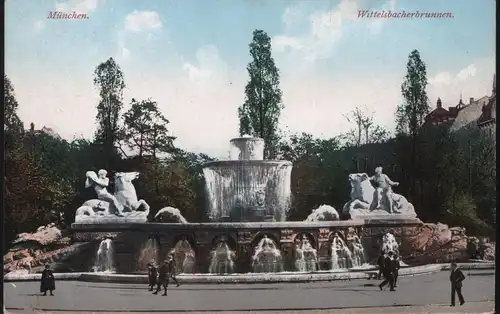Wittelsbacher Brunnen in München