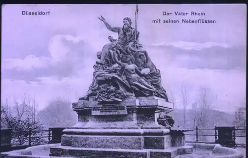 Düsseldorf Der Vater Rhein