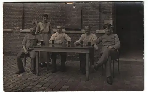 Soldaten Gruppe 11 / Original Fotokarte / Weltkrieg 1 ?