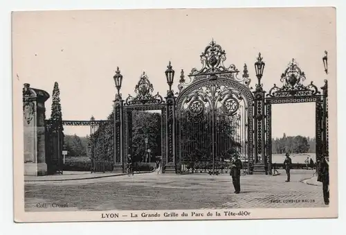 LYON- LA Grande Grille du Parc de la Tete-d Or