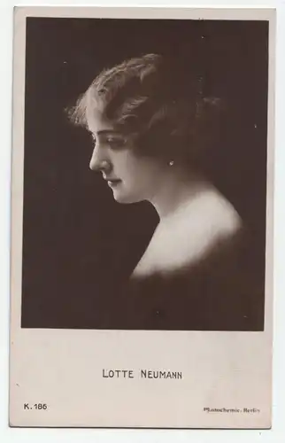 Lotte Neumann
