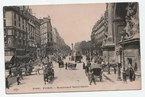 Paris - Boulevard Saint - Denis