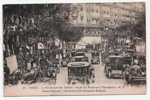 Paris - Le Boulevard des Italiens - Angle du Boulevard Montmartre.