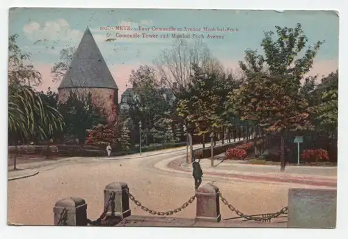 Metz. - Tour Comouffle et Avenue Marechal - Foch Comouffle Tower and Avenue