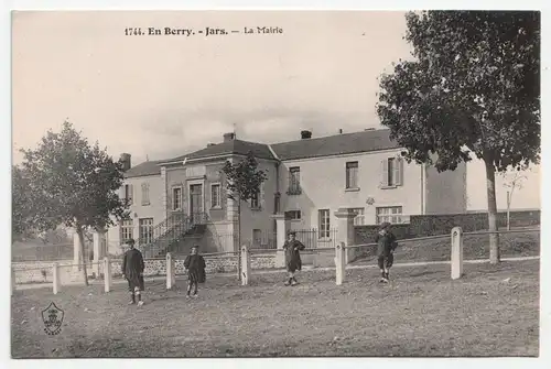 En Berry. - Jars. - La Mairie