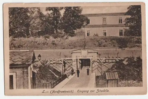 (Nordfrankreich). Eingang zur Zitadelle.