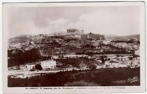 Athenes. L Acropole, vue du Mon de Philopappe.