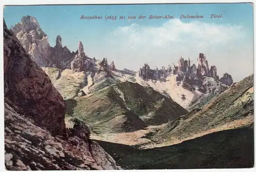 Rosszähne (2653 m) von der Seiser - Alm. Dolomiten. Tirol.