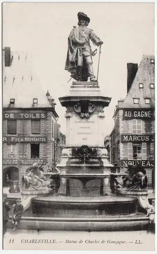 Charleville. - Statue de Charles de Gonzague.