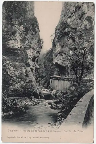 Dauphine - Route de la Grande - Chartreuse. Entree du Desert.
