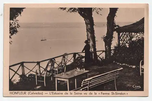 Honfleur (Calvados) - L Estuaire de la Seine vu de la  Ferme St-Simeon .