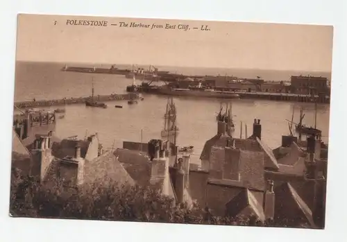 Felkestone - The Harbour from East Cliff.