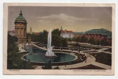 Mannheim. Friedrichsplatz mit Wasserturm.
