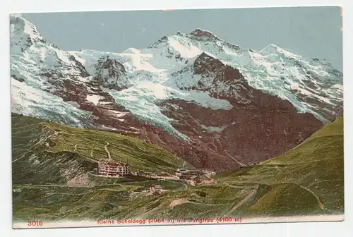 Kleine Scheidegg (2064 m) mit jungfrau (4166 m)