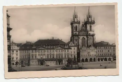 Prag. Hus-Denkmal - Teinkirche.