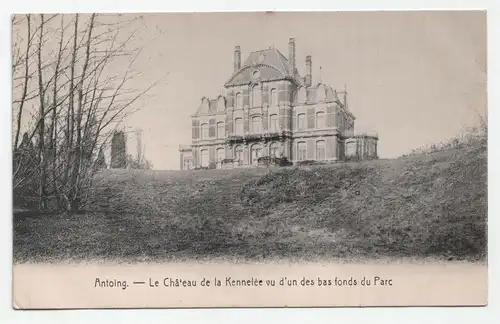 Antoing. - Le Chateau de la Kennelee vu d un des bas fonds du Parc. jahr 1915