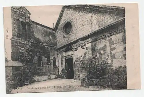 Paris - Facade de I Eglise Saint-Julien-le-Pauvre.