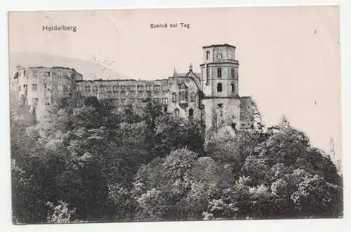 Heidelberg. Schloß bei Tag.