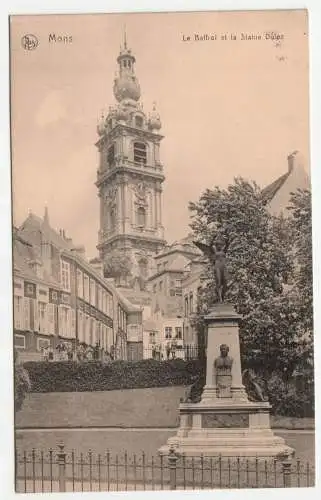 Mons. Le Beffroi et la Statue Dolez.