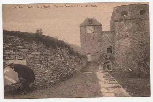 Bouillon. Le Chateau. Tour de l Horloge et Tour d Autriche.