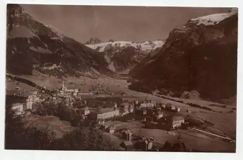 Engelberg mit Hahnen und Titlis.