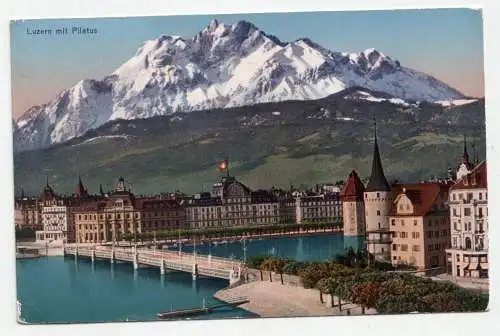 Luzern mit Pilatus.