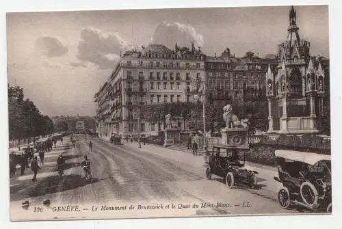 Geneve. Le Monument de Brunswick et le Quai du Mont-Blanc