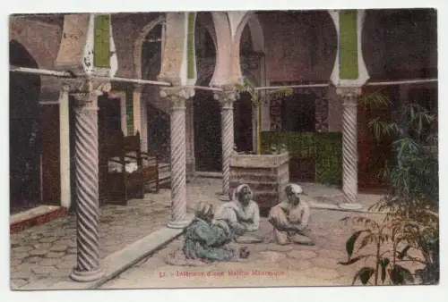 Interieur d une Maison Mauresque. jahr 1931