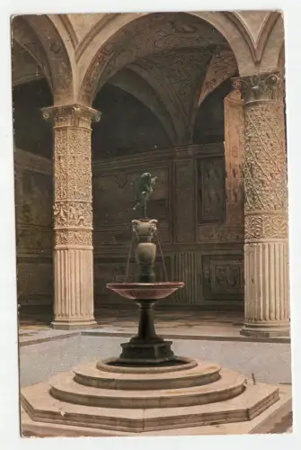 Firenze. Palazzo Vecchio. Fontana con Putto di Andrea da Verrocchio.