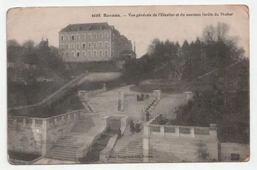Rennes. Vue generale de l Escalier et du nouveau Jardin du Thabor.