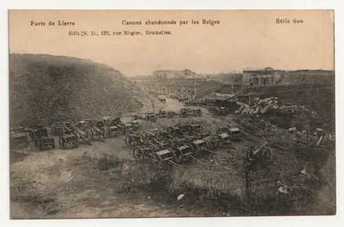Forts de Lierre. Canons abandonnes par les Belges.