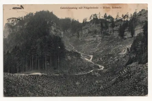 Gabrielensteig mit Flügelwände Böhm. Schweiz