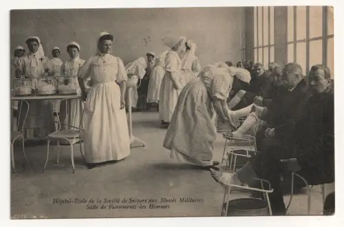 Hopital-Ecole de la Societe de Secours aux Blesses Militaires. 1909