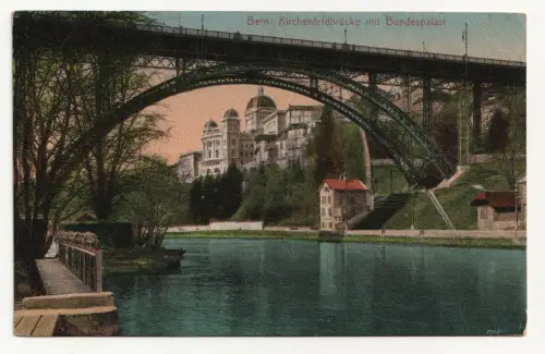 Bern: Kirchenfeldbrücke mit Bundespalast