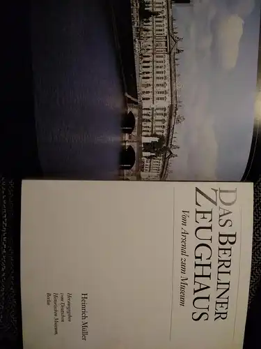 Buch Zeughaus Berlin
Vom Arsenal zum Museum