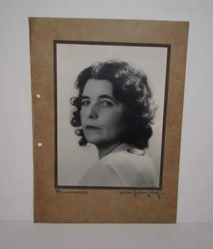 Will Burgdorf - Foto - Portrait einer Frau - um 1935