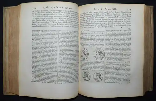 Aulus Gellius - Noctium Atticarum libri XX - Die attischen Nächte. Leiden 1706