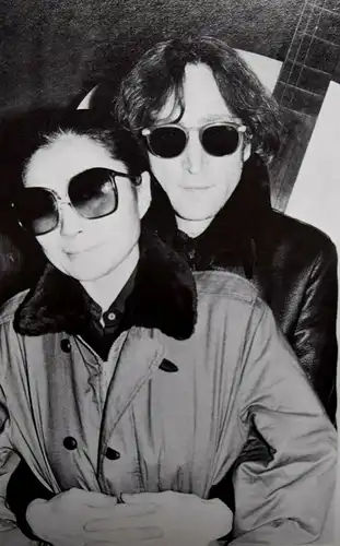 Beatles – Yoko Ono, John Lennon R. Farrington PHOTOGHRAPHIE FOTOS POP-ROCK