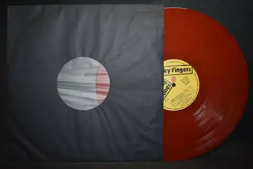 Rolling Stones, signierte Autogrammkarte 1970 u. 2 x Sticky Fingers Vinyl Rock