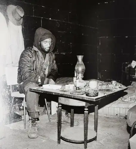 Morton, Margaret. Der Tunnel - SCHIRMER/MOSEL 1996