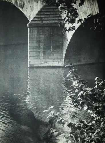 Vallas, Ponts de Paris. Photographies de Denise Colomb - Michel 1951