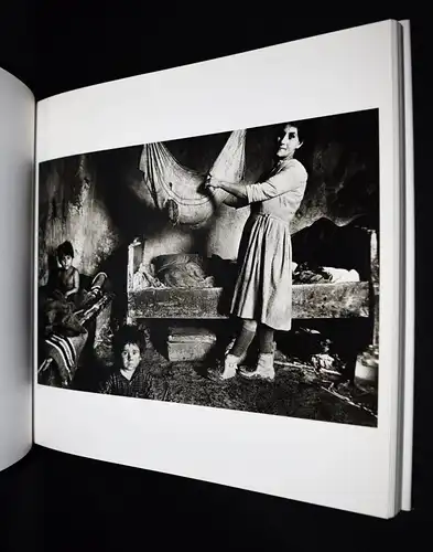 Koudelka, Magnum Photos. Edition Braus - Erste deutsche Ausgabe der Werkschau