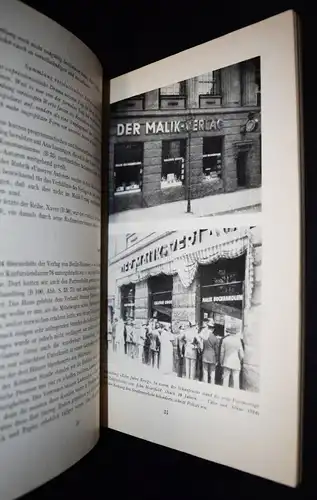 Herzfelde, Der Malik-Verlag. 1916 – 1947 SIGNIERT WIDMUNGSEXEMPLAR