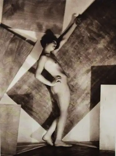 ART DECO AVANTGARDE EROTIK AKTFOTOGRAFIE Heliogravüren 1934  - Laryew, Nus