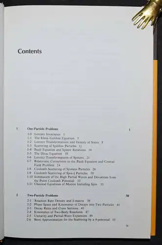 H. Pilkuhn - Relativistic particle physics - 1979 - PHYSIK - PHYSIQUE