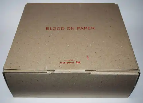 Foster, Elena  u. Rowan Watson , Blood on paper. Ivory Press Ivorypress 2008