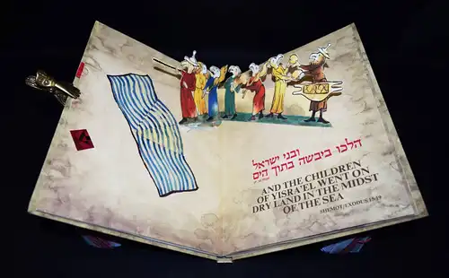 The Haggada of Passover with pop-up spreads. Koren Publishers 2006 JUDAICA JEWS
