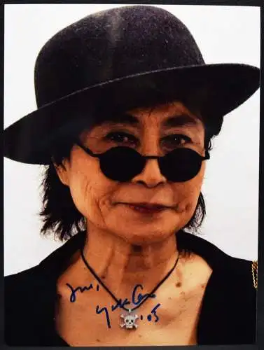 Ono, Yoko. Conceptual Photography + ORIG.-PHOTOGRAPH INSCRIBED ! LENNON BEATLES