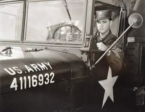 ELVIS PRESLEY AT THE ARMY - 3 ORIG.-PHOTOGRAPHS - 1959 - ROCK & ROLL