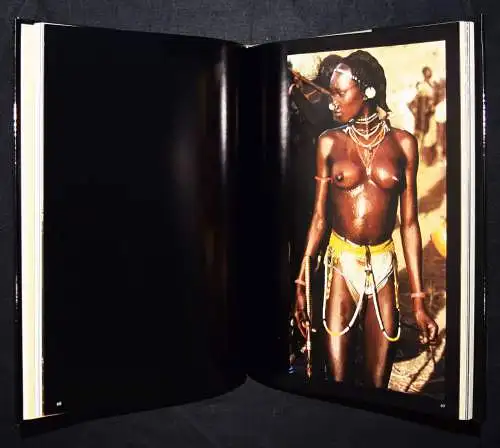 Riefenstahl, Leni. Nuba - München, List 1973 AFRIKA ETHNOLOGY